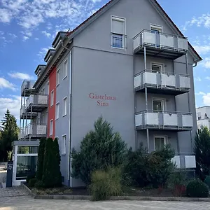 Mini-hôtel Goldener Schluessel Mit Gaestehaus Sina, Nördlingen